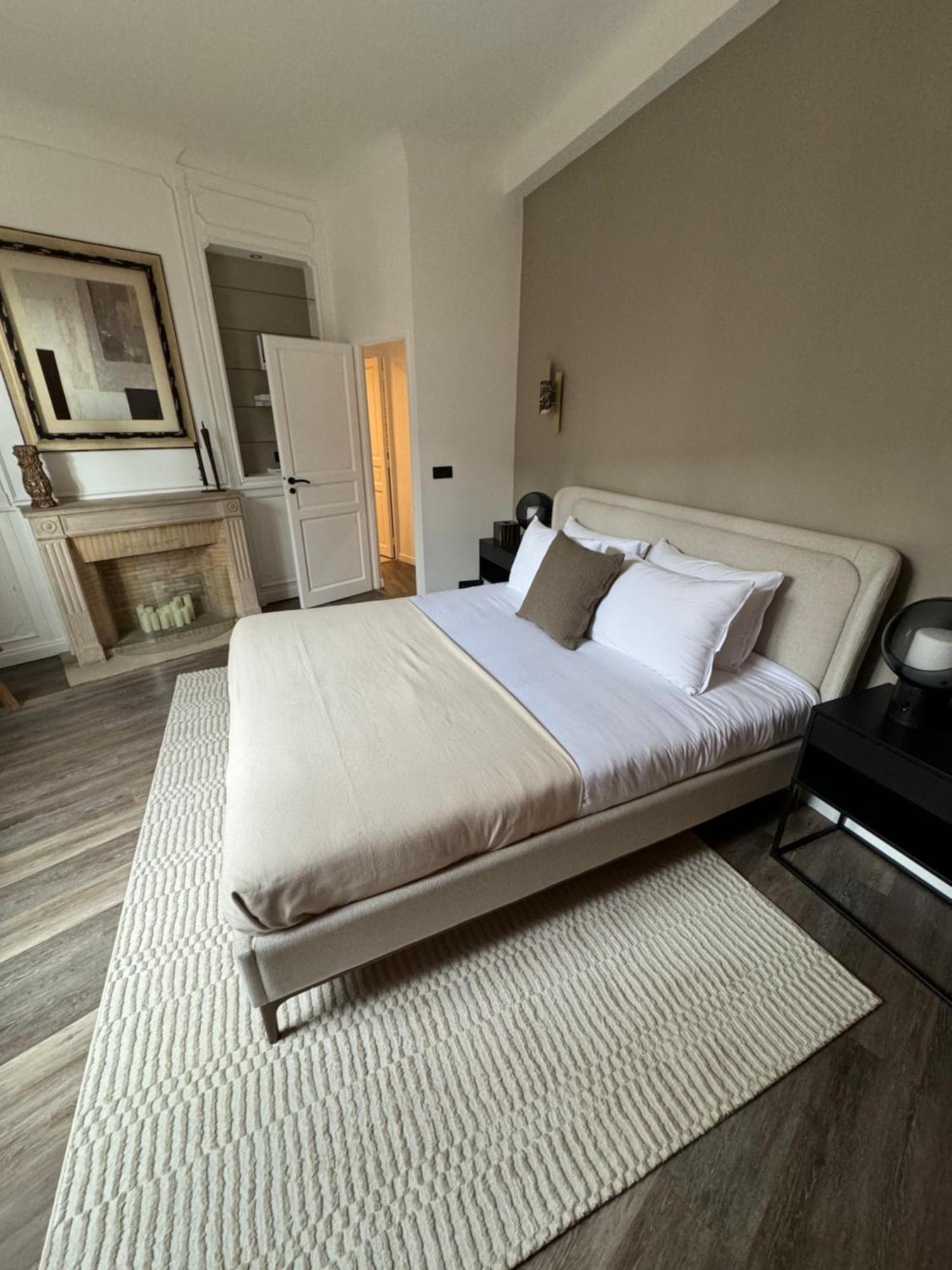 Signature Champs Elysees Appartement Parijs